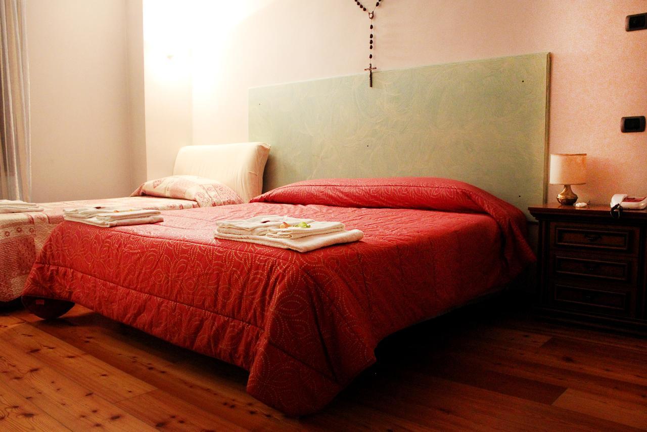Albergo Ristorante Valsugana Primolano Eksteriør billede